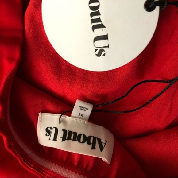 NWT About Us Alexandra Strapless Mini Dress in Red - Picture 4 of 4